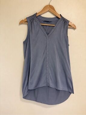 GO BY GO SILK Sleeveless V-Neck Top in Slate Gray Blue